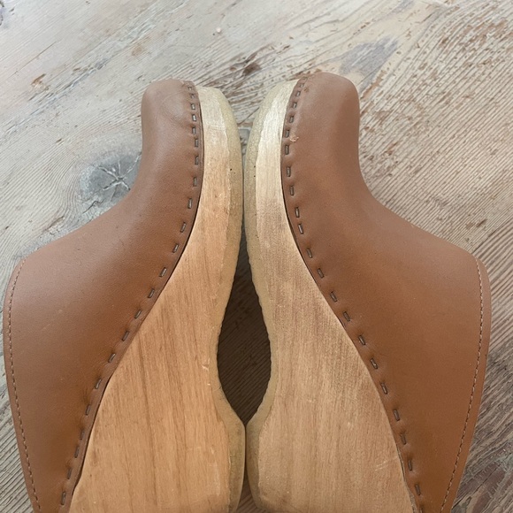 No 6 clogs - Picture 6 of 8